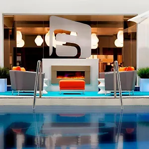4* Hotel Aloft